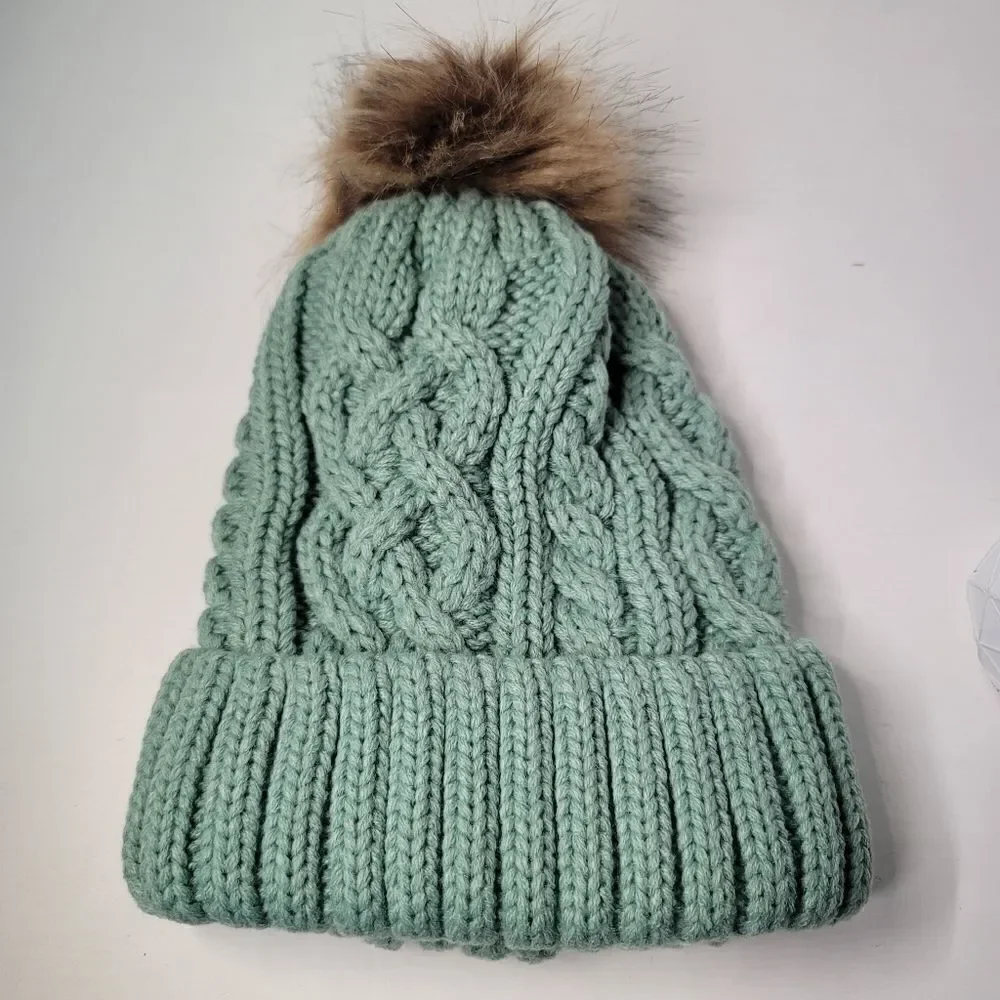 Cable knit vegan fur pom pom beanie hat